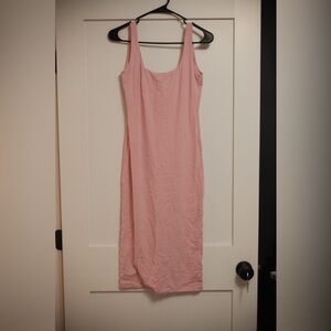 Pink bodycon dress